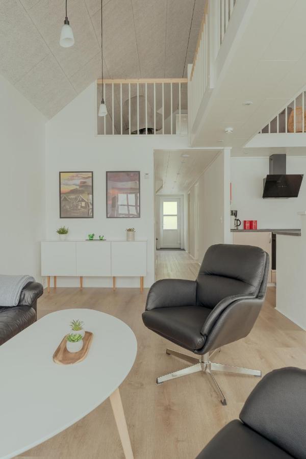 Dahlastova / Stunning Boathouse / Bay View / 3Br Hvalvik 外观 照片
