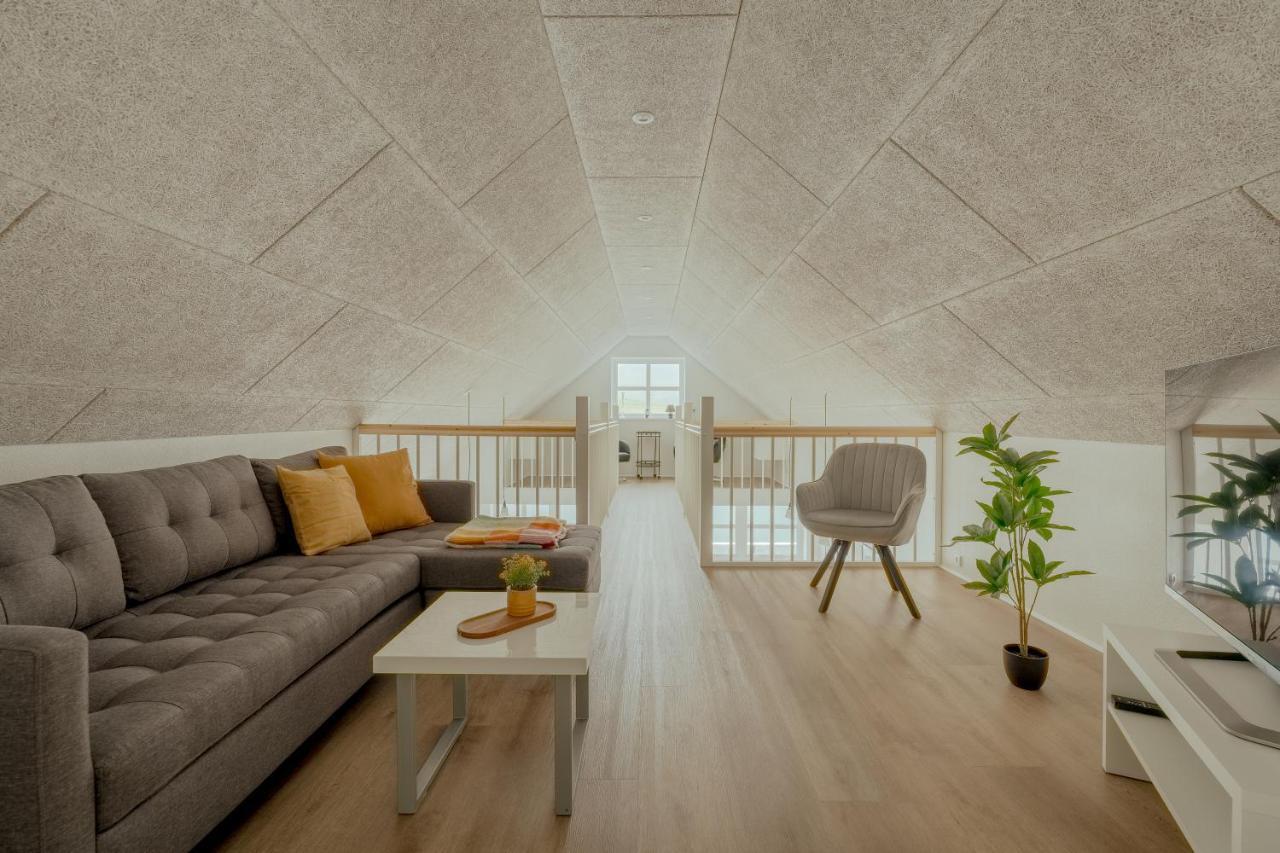 Dahlastova / Stunning Boathouse / Bay View / 3Br Hvalvik 外观 照片