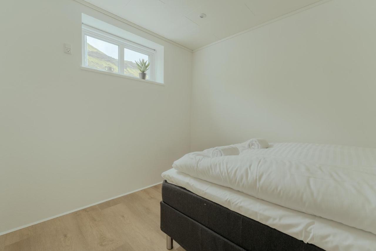 Dahlastova / Stunning Boathouse / Bay View / 3Br Hvalvik 外观 照片